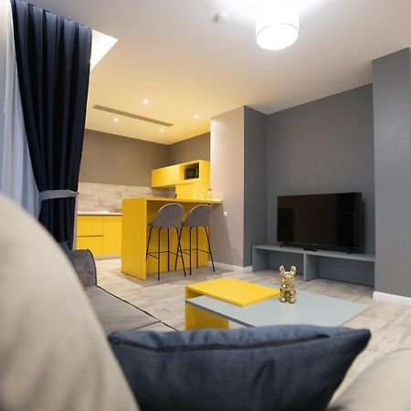 Omnia Apartments Ясси Екстер'єр фото