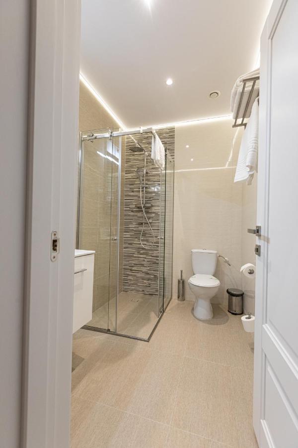 Omnia Apartments Ясси Екстер'єр фото
