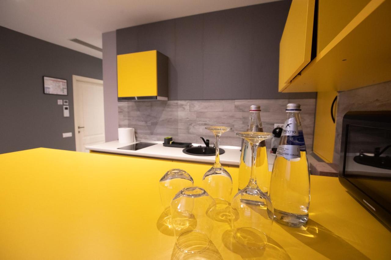 Omnia Apartments Ясси Екстер'єр фото