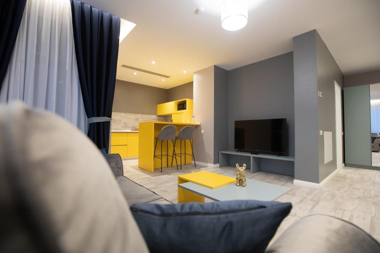 Omnia Apartments Ясси Екстер'єр фото