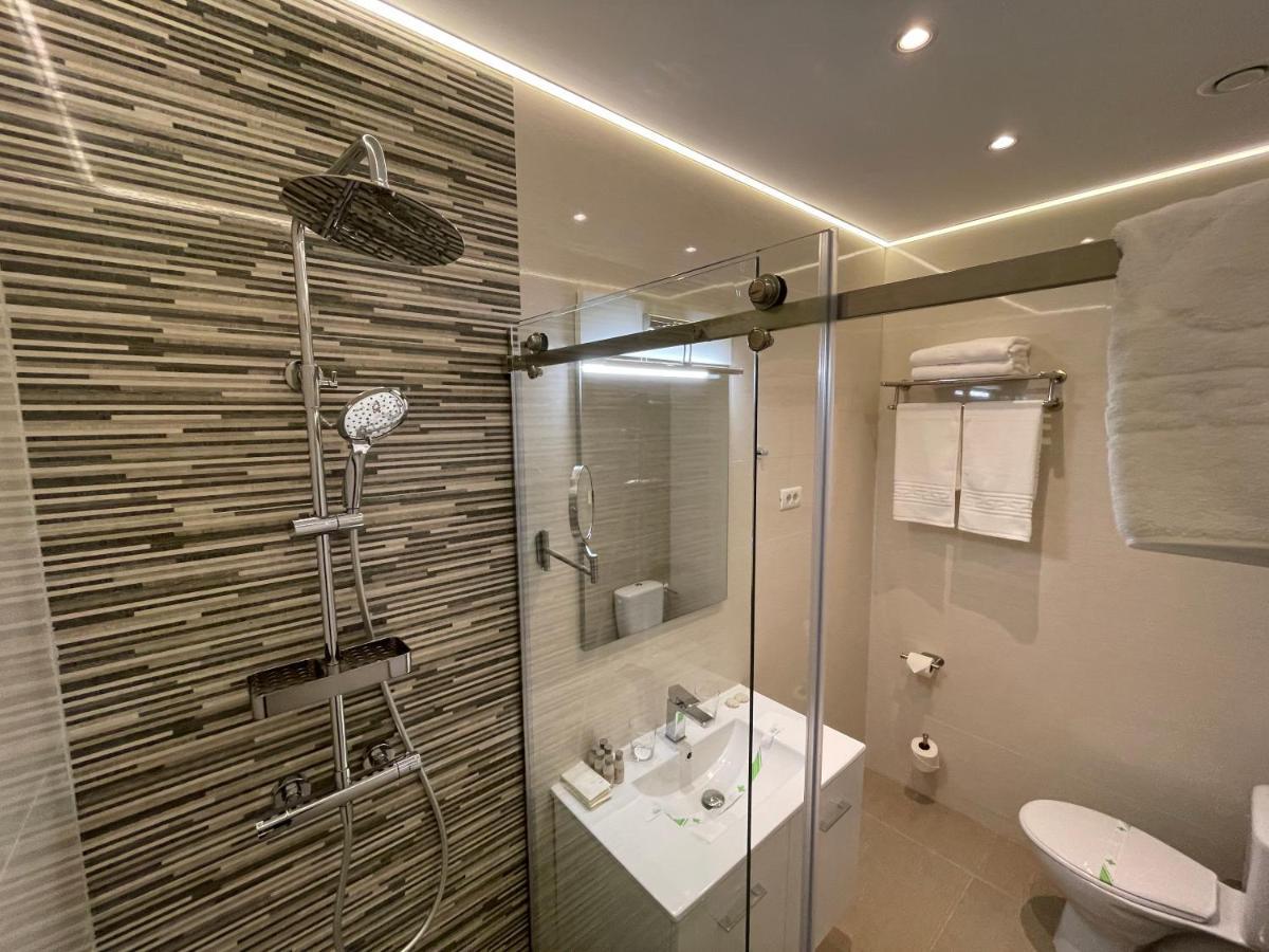 Omnia Apartments Ясси Екстер'єр фото